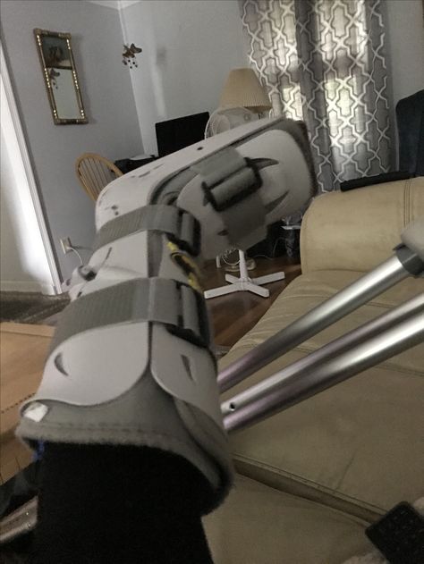 Broken Ankle Cast, Hospital Pictures Accident, Broke Leg Snapchat, Ankle Cast, Cast Drawing, Lukov With Love, From Lukov With Love, Medical Boot, Fake Injury