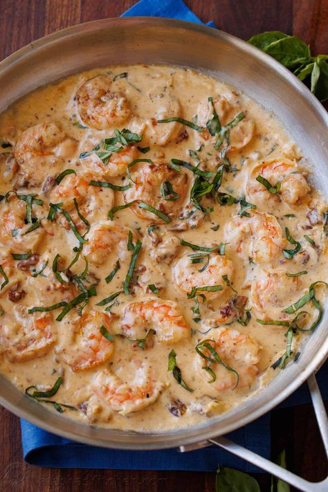 Tomato Alfredo Pasta, Tuscan Shrimp Pasta, Tuscan Dishes, Broil Recipes, Tuscan Shrimp, Shrimp Alfredo Recipe, Pasta Recipes Video, Shrimp Pasta Recipe, London Broil Recipes