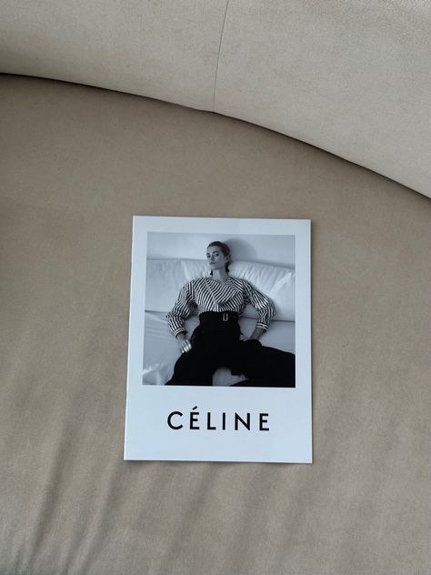 Old Celine Aesthetic, Celine Branding, Celine Aesthetic, It Girl Vibes, Old Celine, Elegant Summer Outfits, Instagram Grid, Magazine Fashion, Instant Photos