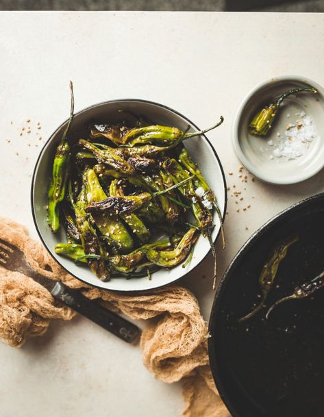 Garlic & Miso Glazed Blistered Shishito Peppers | My Lavender Blues Roasted Shishito Peppers, Shishito Pepper Recipe, Blistered Shishito Peppers, Authentic Japanese Recipes, Instant Pot Asian, Bridal Shower Dinner, Pan Roast, Shishito Peppers, Miso Glaze