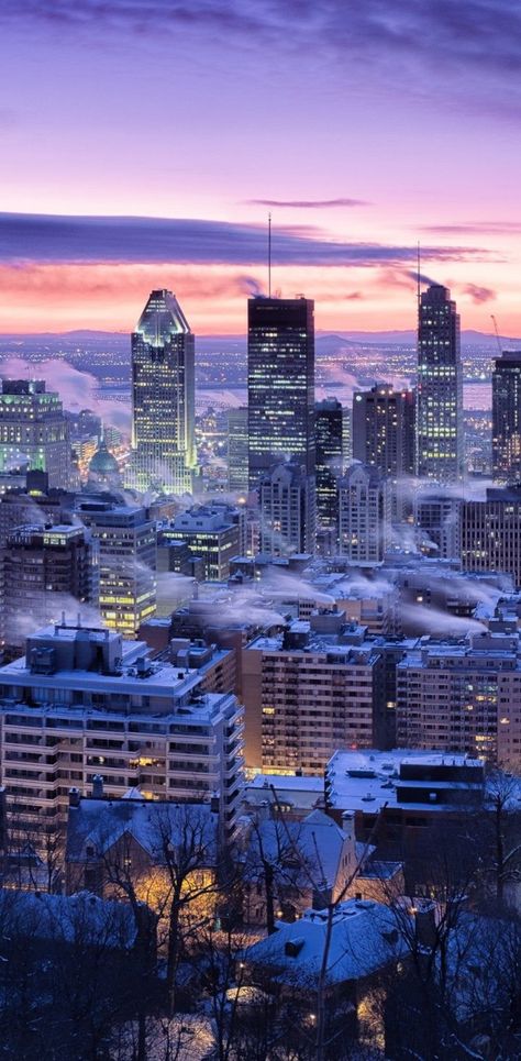 Cars Skyline, Montreal Skyline, 3d City, City Skyline, Montreal, Places To Travel, Aesthetic Wallpapers, Cityscape, New York Skyline