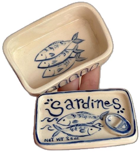 Clay Sardines Can, Vintage Sardine Tin, Butter Dish Ideas, Clay Sardine Tin, Ceramic Sardine Can, Clay Present Ideas, Sardine Aesthetic, Clay Sardines, Sardine Can Art