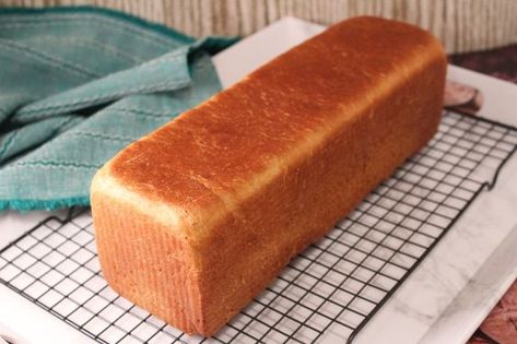 Texas Toast Bread, Pullman Bread, Pullman Loaf Pan, Beer Bread Easy, Pullman Car, Sandwich Loaf, Bread Maker Recipes, Sandwich Bread Recipes, Texas Toast