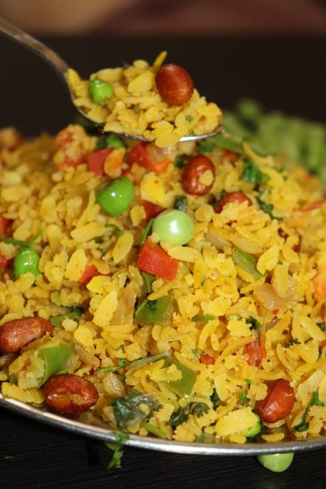 Food Photography Ideas, Indian Food Photography, Poha Recipe, Quick Breakfast Recipes, Food Breakfast, Quick Breakfast, Indian Food, Fried Rice, Indian Food Recipes