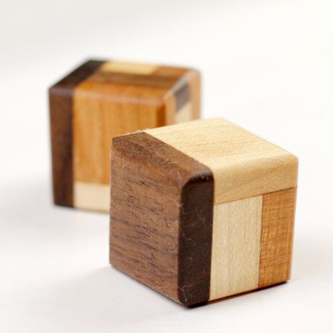 Wood Dice, Wooden Dice, Tile Games, Wood Shop Projects, Small Wood Projects, Woodworking Projects Diy, Wood Toys, Cherry Wood, Wood Shop