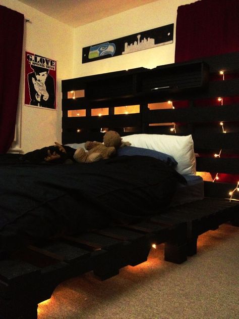 Pallet bed lights - under a black bed Crate Bed Frame, Bed With Lights, Pallet Bed With Lights, Pallet Bed Frame Diy, Wooden Pallet Beds, Pallet Bed Frames, Kids Bed Canopy, Creative Beds, Pallet Bed Frame