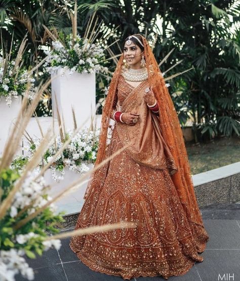 Payal Keyal Indian Wedding Outfit Bride, Payal Keyal, Latest Bridal Lehenga Designs, Nikah Outfit, Indian Bride Poses, Indian Wedding Bride, Pre Wedding Photoshoot Outfit, Latest Bridal Lehenga, Reception Outfit