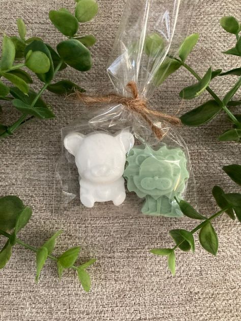 Goat Milk Animal Safari Soap Party Favors | Etsy Animal Cracker Favors, Safari Party Favors, Soap Party Favors, Animal Party Favors, Baby Shower Tags, Animal Safari, Heart Party, Soap Favors, Animal Crackers