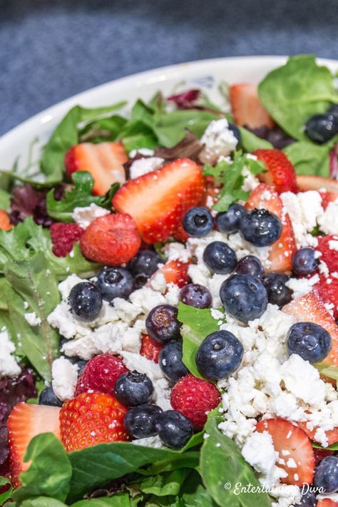 Strawberry Blueberry Salad, Berry Salad Recipe, Salad With Balsamic Vinaigrette, Cookout Menu, 4th Of July Food, Homemade Balsamic Vinaigrette, Grilled Asparagus Recipes, Blueberry Salad, Balsamic Vinaigrette Dressing