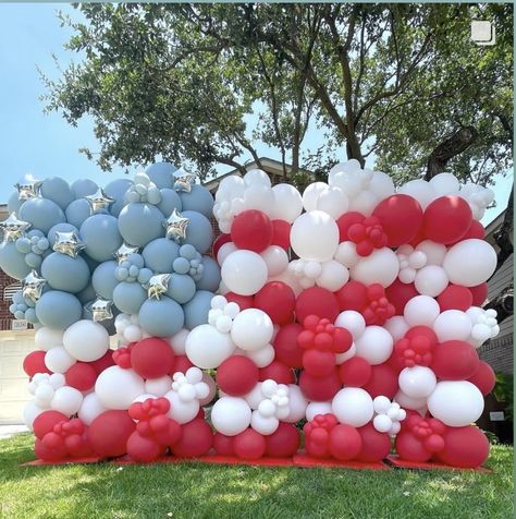 July 4th Party, Forth Of July, All American Girl, American Decor, Corporate Party, Spirit Week, Blue Balloons, Balloon Art, 4th Of July Party