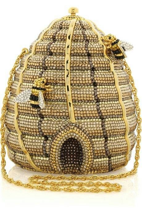 Beehive handbag Judith Leiber Handbags, Judith Leiber Bags, I Love Bees, Beaded Fabric, Punk Princess, Bee Inspired, Bee Jewelry, Judith Leiber, Vintage Purses