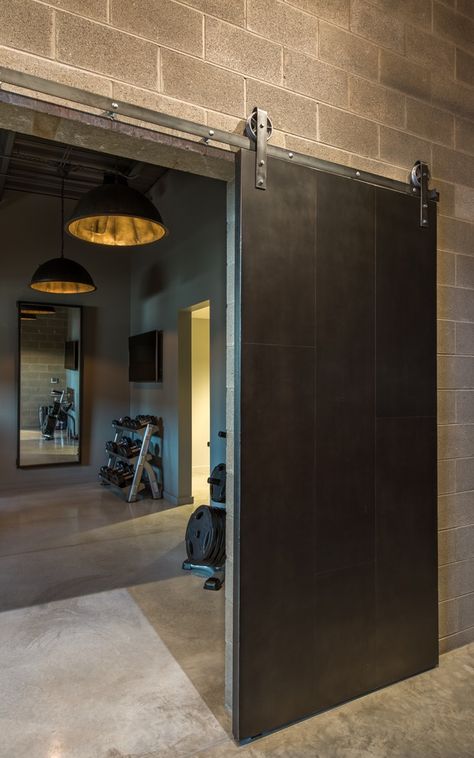 Gallery of Royal House Recording / Saroki Architecture - 24 Industrial Barn Door, Industrial Doors, Industrial Door, Barn Door Designs, Door Design Modern, Structure Architecture, Street Design, Royal House, Industrial House