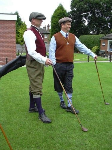 Vintage Golf Outfit, Golfer Photography, Hickory Golf, Golf Stance, Used Golf Clubs, Flat Caps, Club Face, Golf Attire, Perfect Golf