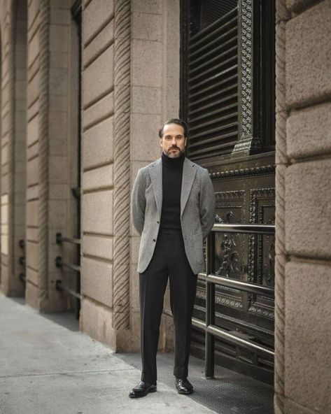 30 Ideas Men’s Outfits For Funeral Turtleneck Outfit Layering Men, Turtleneck Outfit Layering, Blazer Men Outfit, Blue Blazer Men, Dark Sweater, Charcoal Blazer, Turtleneck Outfit, The Departed, Maroon Shirts