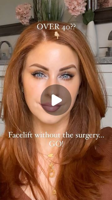 Makeup How To Beginners, Over 40 Contouring, Make Up Tutorial Step By Step Face, Fair Skin Contour, Make Up Tutorial Step By Step Videos, Contour Over 40 Make Up, Over 40 Makeup Tutorials, Make Up Step By Step Face, Facelift Contour