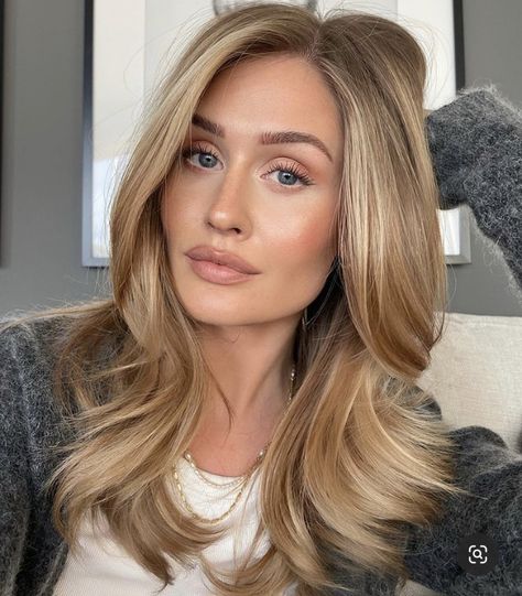 Haircut Tips, Fashionable Hairstyles, Warm Blonde Hair, Honey Hair Color, Red Blonde Hair, Blonde Hair Transformations, Cool Blonde Hair, Honey Blonde Hair, Blonde Hair Inspiration