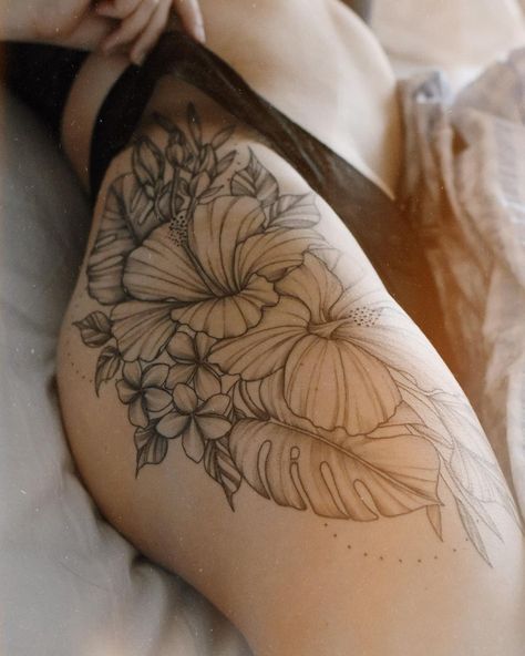 Tropical Leg Tattoos For Women, Fun Thigh Tattoos, Garden Tattoo Thigh, Tropical Floral Tattoo Design, Tropical Thigh Tattoos Women, Tropical Leg Tattoo, Tropical Leg Sleeve Tattoo, Thigh Leaf Tattoo, Hibiscus Leg Tattoo