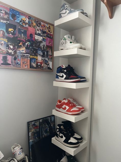 Converse Shoe Shelf, Shoes On Floating Shelves, Closet Shoe Display, Shoes Shelf Design, Shoe Display Shelf, Ikea Shoe Shelf, Floating Shelves For Shoes, Jordan Shelf, Shoe Display Ideas Bedroom