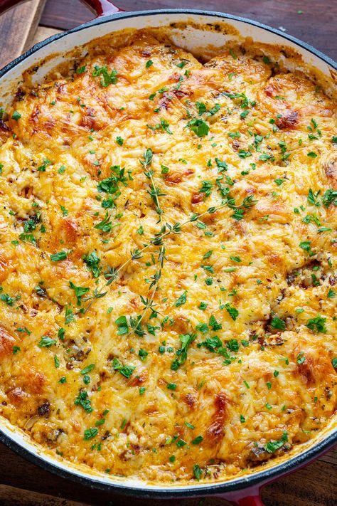 Sweet Potato Gratin Sweet Potato And Potato Recipes, Fresh Sweet Potato Recipes, Sweet Potato Recipes Dinner, Stuffed Sweet Potato Recipes, Savory Sweet Potato Recipes, Meal Sides, Pumpkin Alfredo, Sweet Potato Side Dish, Sweet Potato Gratin