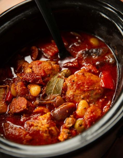 Slow Cooker Recipes Uk, Chicken Chorizo Stew, Chorizo Stew, Slow Cooker Chicken Casserole, Stew Dinner, Chicken And Chorizo, Chicken Chorizo, Chorizo Recipes, Crockpot Cooking