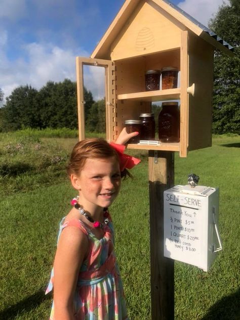 Honey Selling Stand, Self Serve Honey Stand, Honey For Sale Display, Money Box For Roadside Stand, Honor System Egg Stand, Honor System Farm Stand, Food Sale Ideas, Honey Stand, Selling Honey