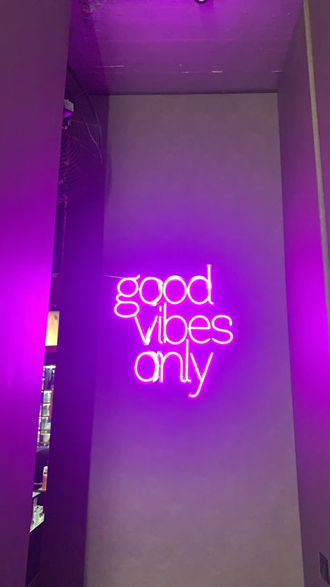 Icon Architecture, Christmas Vegan, Outfit Photography, Food Christmas, Food Insecurity, Good Vibes Only, Neon Sign, Good Vibes, Neon