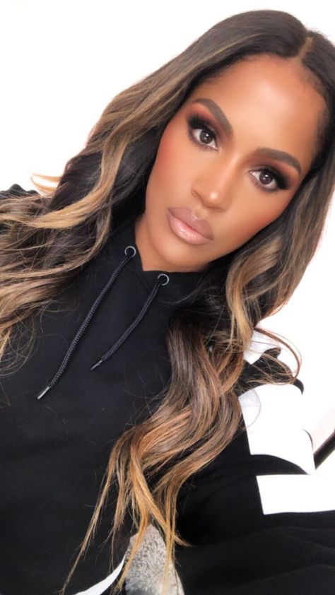 Shayla slays everything Makeup By Shayla, Makeup Shayla, Haute Hair, Blonde Hair Looks, Glam Makeup, Gorgeous Hair, Beauty Inspiration, Hair Looks, Natural Makeup