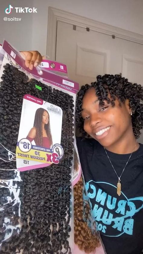 Hairstyles For Black Women Passion Twist, Passion Twist With Peekaboo, Peekaboo Passion Twists Hairstyle, Cute Passion Twists, T350 Braids, Red And White Braids For Black Women, Protective Hairstyles Color, Passion Twist Hair Pack, Braids With Passion Twist Hair