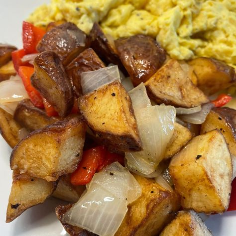 Home Fries With Peppers And Onions, Home Fries Recipe, Fries Recipes, Eat On A Budget, Home Fries, Fries Recipe, Kid Food, Onion Recipes, Childhood Nostalgia