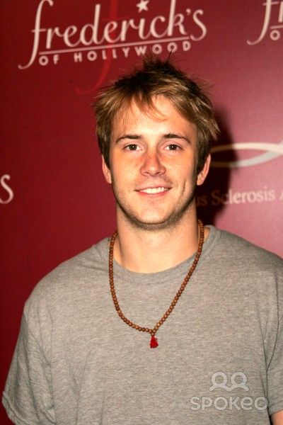 Robert Hoffman Robert Hoffman, She's The Man, Hello Handsome, Pinterest Board, Best Actor, Step Up, Tv Shows, Blonde, Actors