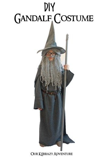 diy-gandalf-costume-lord-of-the-rings-costume-ideas-copy Gandolf Costumes, Diy Hobbit Costume, Hagrid Costume, Gandalf Costume, Aragorn Costume, Lotr Party, Hobbit Costume, Sibling Costume, Lotr Costume