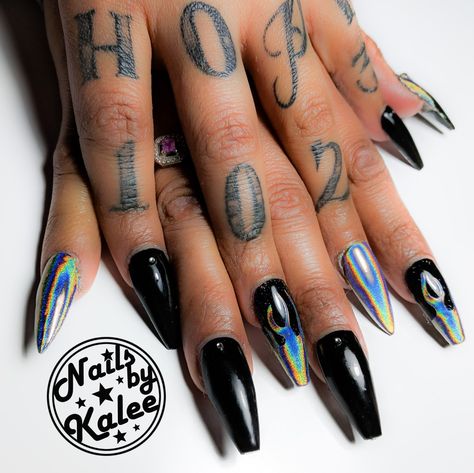 Black and holo flame nail art :) Black Chrome Flame Nails, Black And Holographic Nails, Nail Art Edgy, Chrome Flame Nails, Megan Nails, Black Flame Nails, Nail Inspired, Nails Holographic, Flame Nails