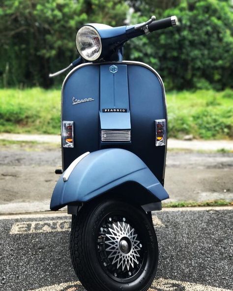 Lml Vespa, Vespa Px 200, Vespa Px 150, Vespa Motorcycle, Custom Vespa, Vespa 150, Italian Scooter, Electric Moped, Vespa Sprint