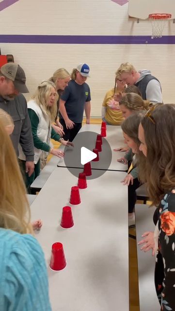 Kimbo- on Instagram: "The Cup game! Another great game to play this holiday season! It’s like musical chairs but not as dangerous 😂! Sound on for full instructions 🔊" The Cup Game, Fun Family Christmas Games, Xmas Games, Cup Game, Musical Chairs, Teaching Game, Cup Games, Game To Play, Fun Christmas Games