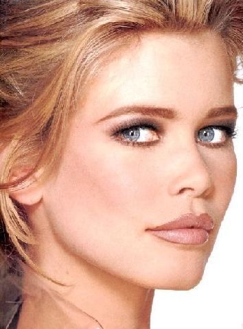 #90s #1990s Claudia Schiffer 90s, 90s Makeup, Original Supermodels, 90s Supermodels, Natalia Vodianova, Best Eyebrow Products, Perfect Eyebrows, Claudia Schiffer, Eyebrow Shape