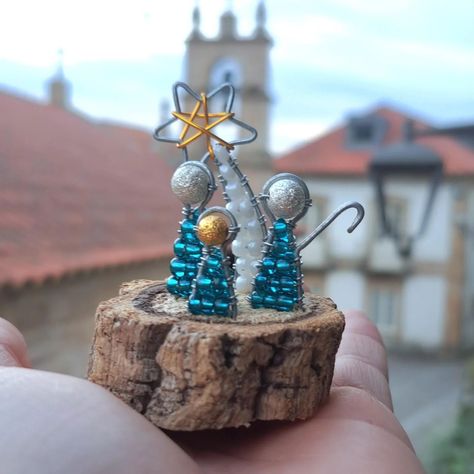 New Nativity scenes available. With Cork Oak as the base for a beautiful organic look. https://rootedwires.etsy.com/listing/1808101336 #nativity#nativityscene#birthofchrist#christmas#joyeuxnoel#natale#feliznavidad #colector#glass#beads#wire#wood#cork #handmade#etsy#pinterest#etsyseller#etsysellersofinstagram#etsy#wireart#wireartist#wiresculpture#precepio#creche#bethlehem##presepe#natal#krippe Wire Nativity Scene, Nativity Scenes, Bethlehem, Nativity Scene, Beads And Wire, Wire Art, Nativity, Cork, Glass Beads