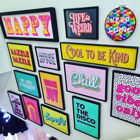 Bright Office Decor, Groovy Theme, Made Me Smile, Retro Room, Nail Room, Colourful Living Room, Maximalist Decor, Creative Classroom, I Love A