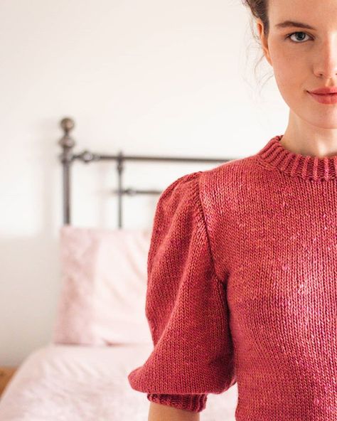 Lily Kate Makes (@lilykatemakes) • Instagram photos and videos How To Knit Puff Sleeves, Fitted Knit Sweater, Sewing Sweater, Knit Puff Sleeve, The Cardigans, Sweater Knitting Pattern, Knit Art, Aran Weight Yarn, Puff Sleeve Sweater