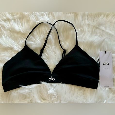 Alo Yoga Splendor Bra Alo Yoga Sport Bras, Dance Fits, Yoga Pad, Red Sports Bra, Please Me, High Neck Bra, Sport Bras, Corset Bra, Strappy Sports Bras