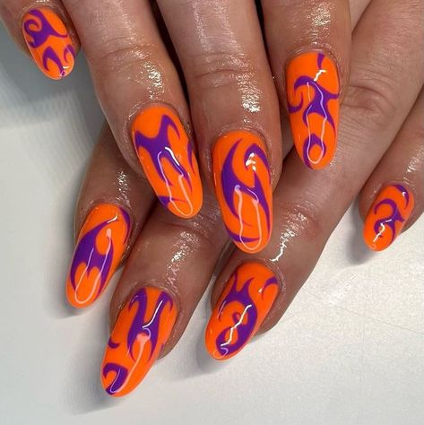 Neon Orange Nails, Orange Nail Art, Retro Nails, Neon Nails, Orange Nails, Fire Nails, Funky Nails, Dope Nails, French Tip Nails