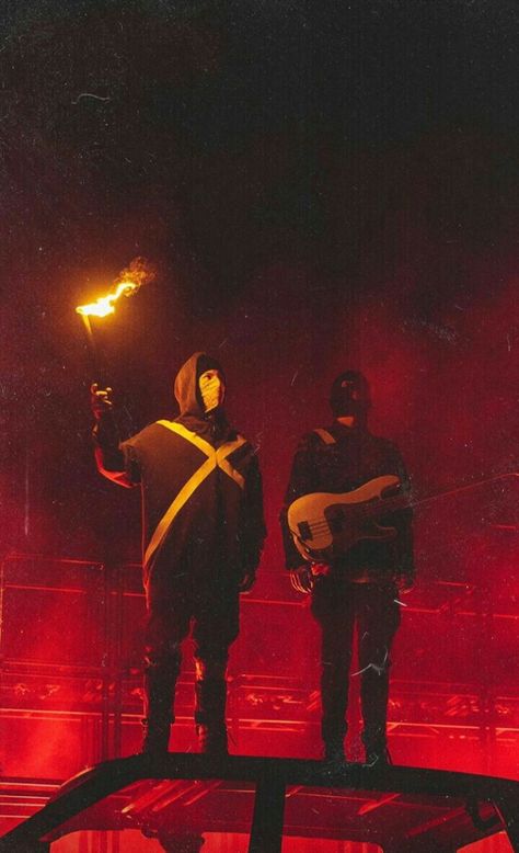 Banditos Twenty One Pilots, Twenty One Pilots Lockscreen, Silly Wallpapers, Twenty One Pilots Live, Twenty One Pilots Concert, Twenty One Pilots Art, Twenty One Pilots Wallpaper, Twenty One Pilots Aesthetic, Pilots Art