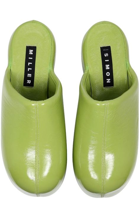 Shoe Trend, Ugly Shoes, Simon Miller, Platform Clogs, Pu Heels, Shoes Outlet, Womens Clogs, Neon Colors, Dansko Professional Clog