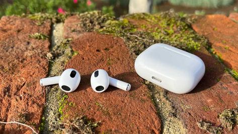 The 3rd-gen AirPods with MagSafe case are $29 off and in stock at Costco Check more at https://sharethelinks.com/the-3rd-gen-airpods-with-magsafe-case-are-29-off-and-in-stock-at-costco/ Back To Uni, Airpods Apple, Hearing Problems, Hearing Health, Ios 16, The Dot, Hearing Aids, New Details, Airpods Pro