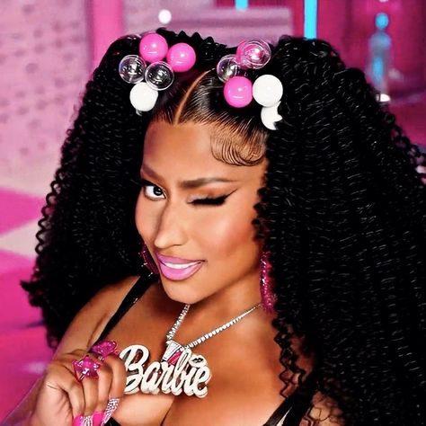 Barbie aesthetic, pink aesthetic Black Barbie Aesthetic, Gyaru Hair, Nicki Minaj Wallpaper, Nicki Minaj Barbie, Nikki Minaj, Barbie Aesthetic, Bling Ideas, Nicki Minaj Pictures, Girly Party