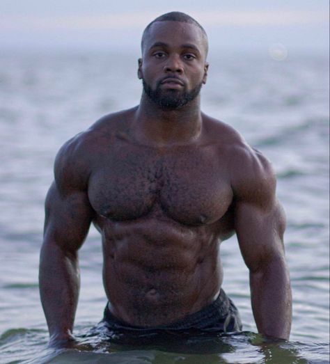 Black Bodybuilders Men, Bodybuilders Men, Cute Black Guys, Just Don, Male Body, Muscle Men, Cute Black, Bodybuilding, Black Men