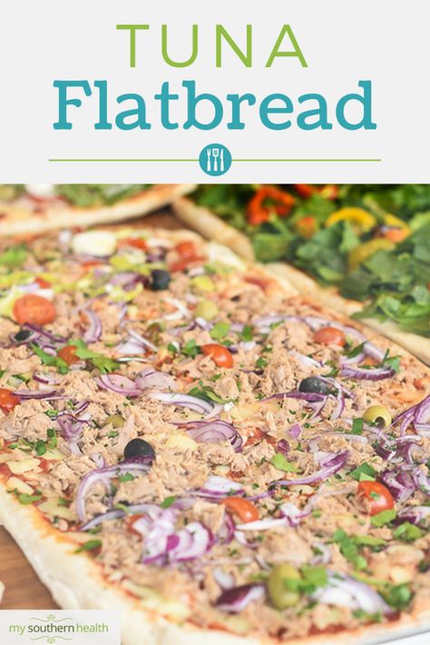 Tuna Flatbread, Healthy Flatbread, Healthy Potluck, Tuna Pizza, Flatbread Pizza Recipes, Flatbread Recipe, Dinner Prep, Flatbread Recipes, Pizza Recipes Homemade