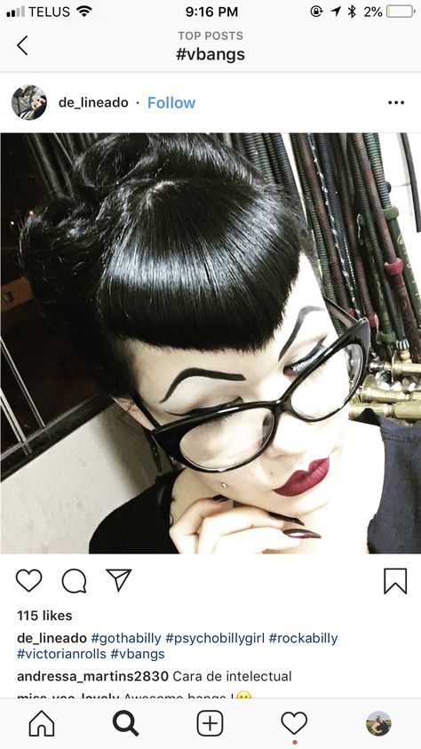 Goth Work Hairstyles, Vamp Bangs Short Hair, Vampire Bangs Hairstyles, Cobra Bangs, Pin Up Bangs Hairstyles, V Shaped Bangs Goth, Cobra Hairstyle, Betty Bangs Long Hair, Triangle Bangs Goth