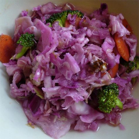 Sweet and Sour Slaw Sweet And Sour Slaw Recipe, Amish Slaw Recipe, Sweet And Sour Slaw, Pork Chops And Sauerkraut, Vinegar Coleslaw, Braised Red Cabbage, Cabbage And Sausage, Slaw Recipe, Creamy Coleslaw