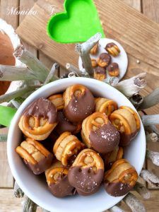 Bayrische Brezelpraline Praline Brezel Vegan Bar, Oktoberfest Party, Charcuterie And Cheese Board, Party Finger Foods, Oreo Dessert, Party Buffet, Snacks Für Party, Brunch Party, How Sweet Eats