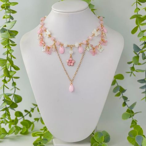 Ayselia Jewelry on Instagram: "Pink Petalite Necklace 🌸✨🧚‍♀️ . . . . . #fairycoreaesthetic #fairycorefashion #fairycorejewelry #fairyaesthetic #fairymagic #fairyvibes #dreamyvibes #fairyforest #fairycosplay #fairytalefashion #cottagecoreaesthetics #cottagecorejewelry #beadedjewelry #cottagecorefashion #cottagecoredream #cottagecoregirl #cottagecorevibes #cottagewitch #gemstonenecklaces #magicjewelry #sparklejewelry #magicaljewelry #crystalnecklace #aestheticlover #fairycorenecklace #beadedneck Cottage Core Aesthetic Jewelry, Fairy Necklace Aesthetic, Cottagecore Girl, Cottagecore Necklace, Cottage Core Jewelry, Fairycore Jewelry, Fantasy Inspo, Fairycore Fashion, Cottagecore Jewelry